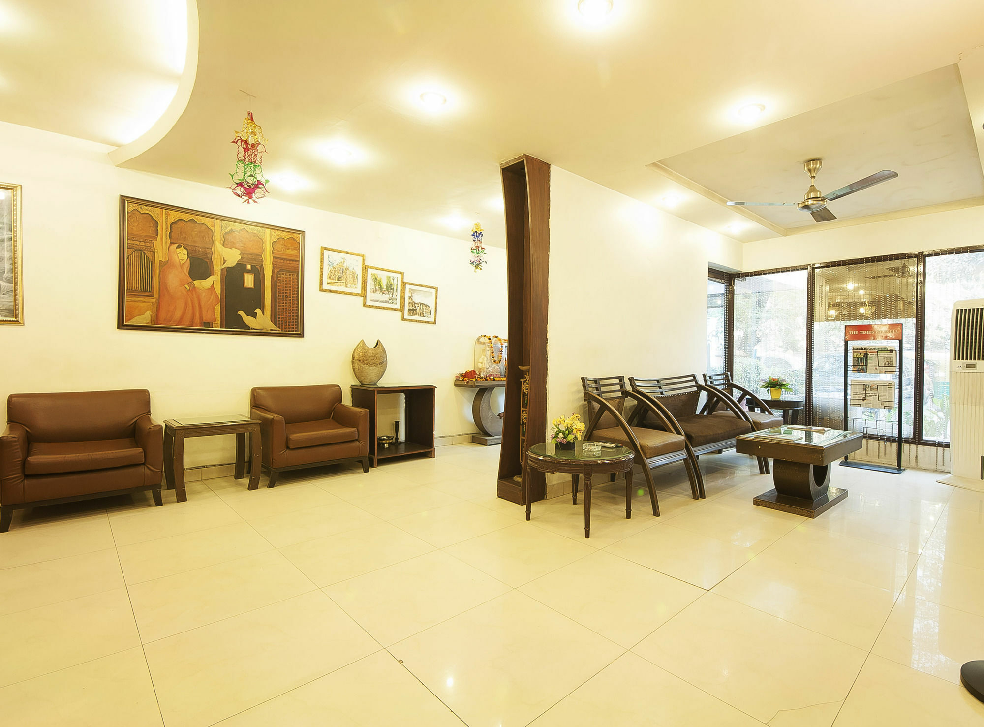 Golden Leaf Hotel New Delhi Exterior photo